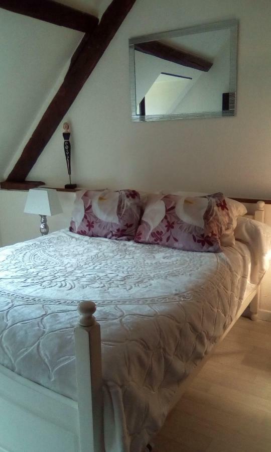 Bed and Breakfast Fleur De Soleil Saint-Jouin-Bruneval Exterior foto