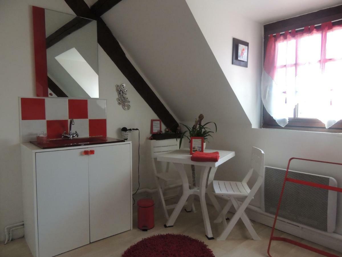 Bed and Breakfast Fleur De Soleil Saint-Jouin-Bruneval Exterior foto